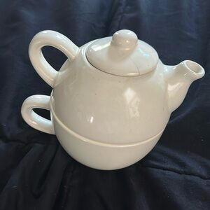 Pier 1 Teapot Mug
